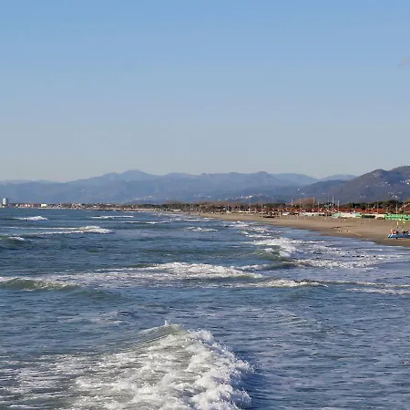 Appartamento Casa Desy Forte dei Marmi Esterno foto